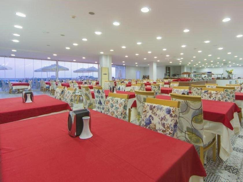 Kayrabeachotel Okurcalar Buitenkant foto