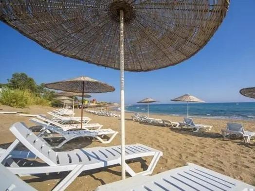 Kayrabeachotel Okurcalar Buitenkant foto